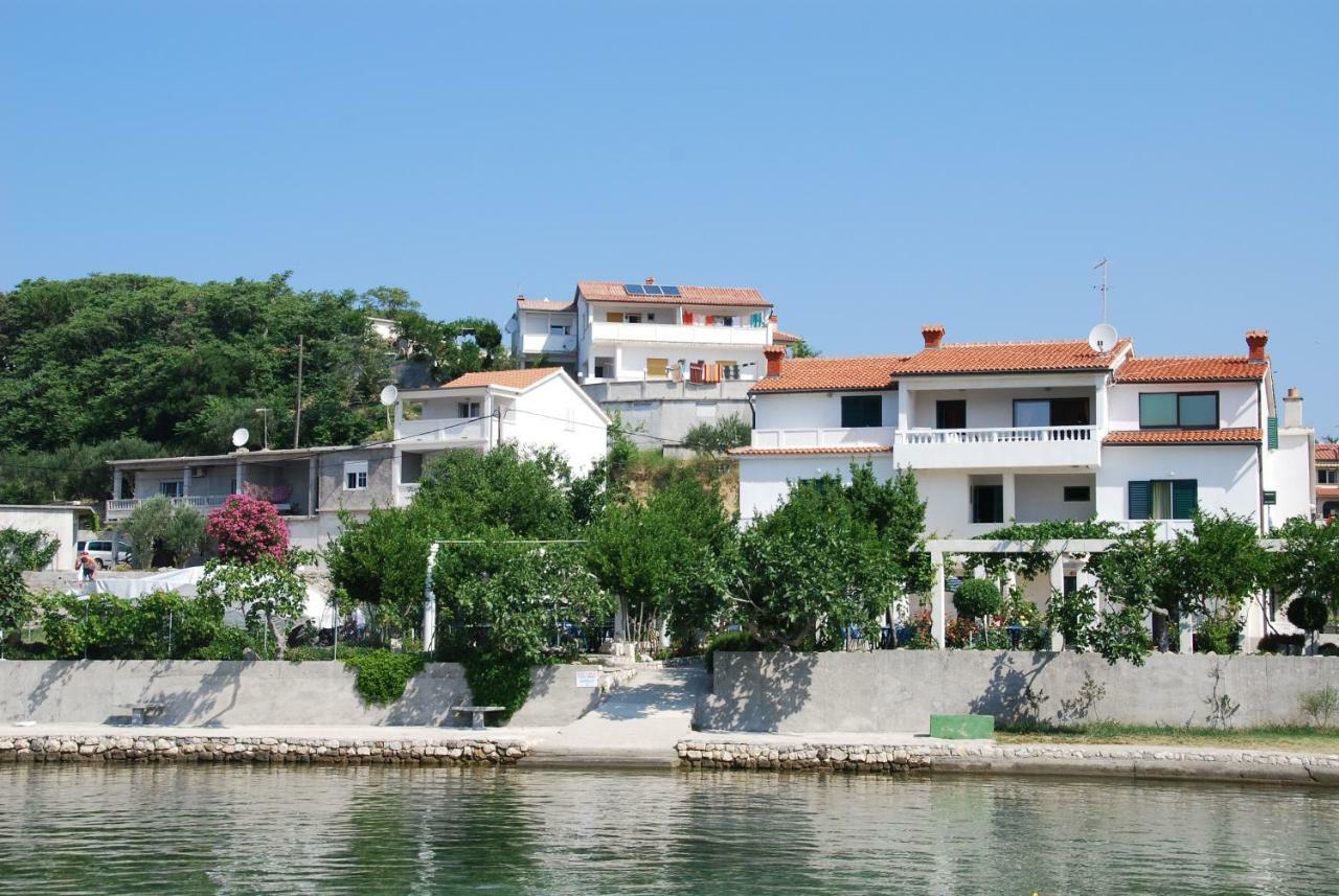Kampor Apartments 외부 사진